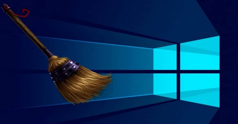 escoba limpiando windows10