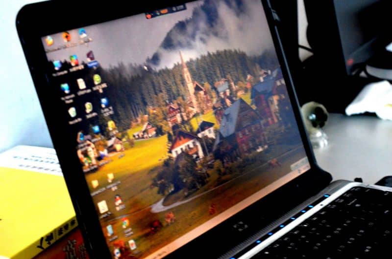 Kuinka estää muita käyttäjiä vaihtamasta taustakuvaa Windows 10: ssä? 1 evitar que otros cambien el fondo pantalla