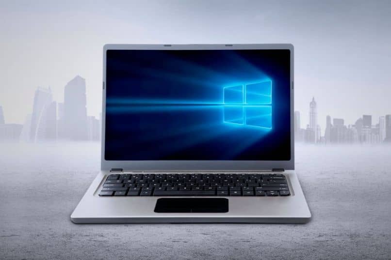 Mitä tehdä, jos en voi avata kuvia tai JPG -tiedostoja Windows 10: ssä (esimerkki) | Katso, miten se tehdään 1 laptop gris negra