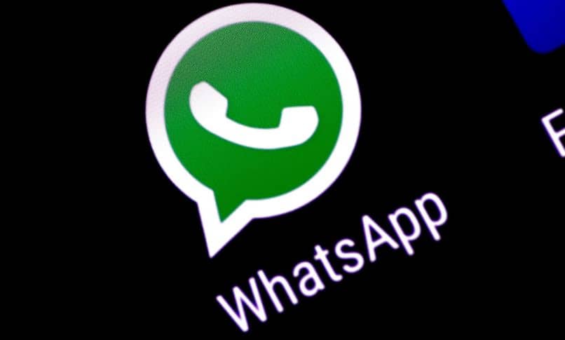 logo whatsapp fondo negro 1