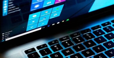 Kuinka muuttaa näytön päivitysnopeuden asetuksia Windows 10? (Esimerkki) 4 menu de inicio windows laptop