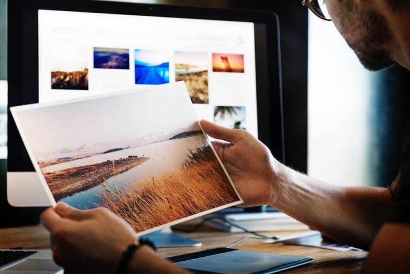 Kuinka muuttaa ja järjestää valokuvieni järjestys albumissa Facebookissa 1 persona viendo fotos facebook