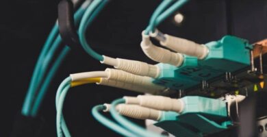 Mikä on ja miten Hybrid Fiber Coaxial Network - HFC toimii? 28 red hibrida fibra coaxial hfc