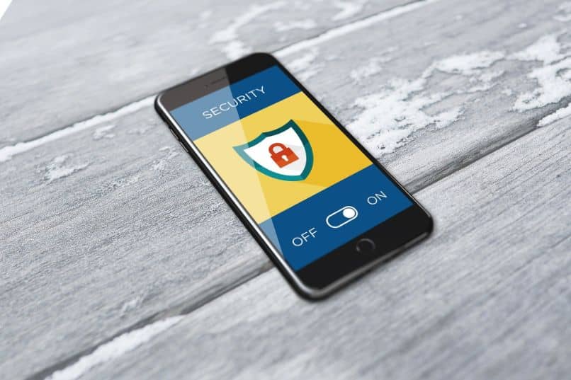 smartphone seguridad mesa 10125