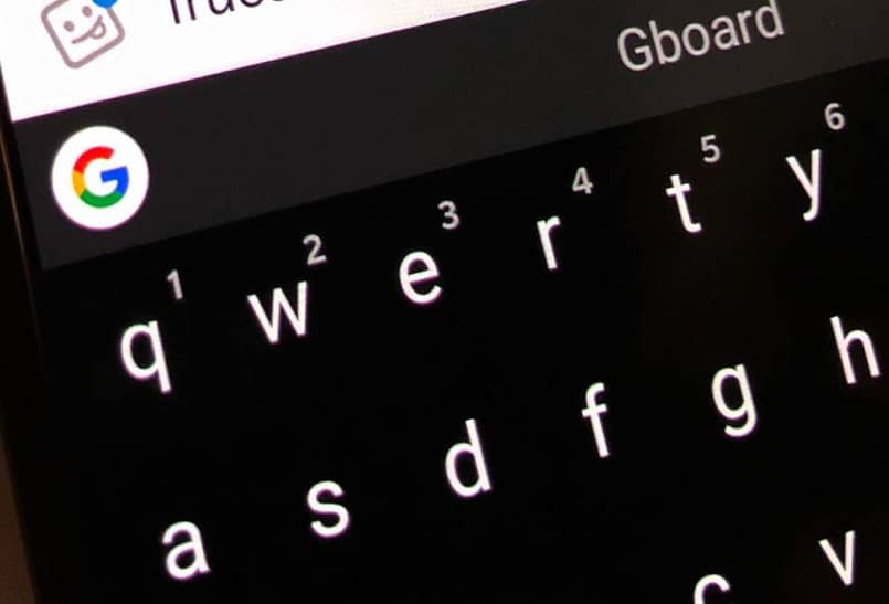 Kuinka etsiä Googlea helposti Gboard -näppäimistöltä? (Esimerkki) 1 tecado qwerty