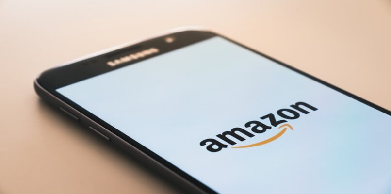 logotipo amazon telefono 14461