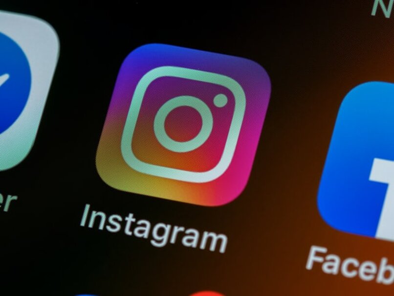 instagram-logo